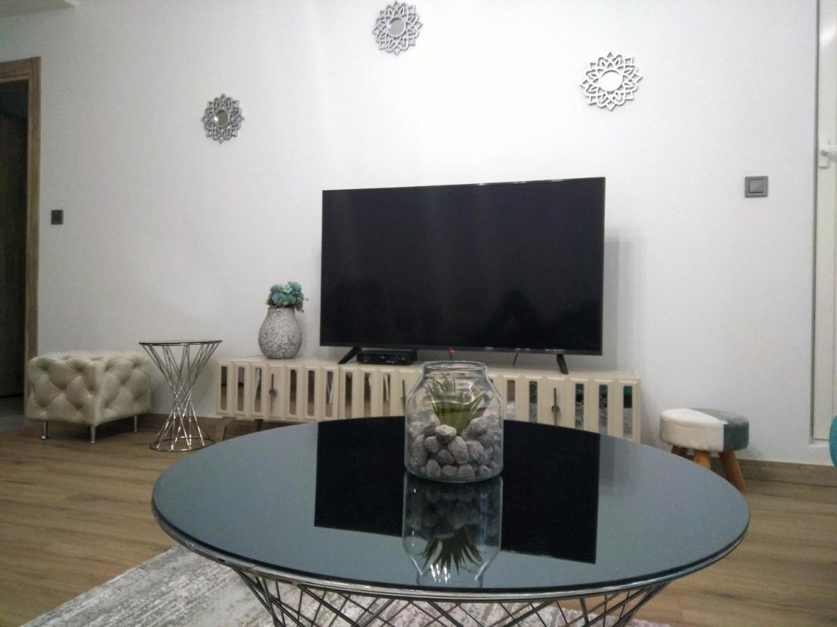 Cevahir Sky City Apartment-Spa & Fitness Center Скопие Екстериор снимка