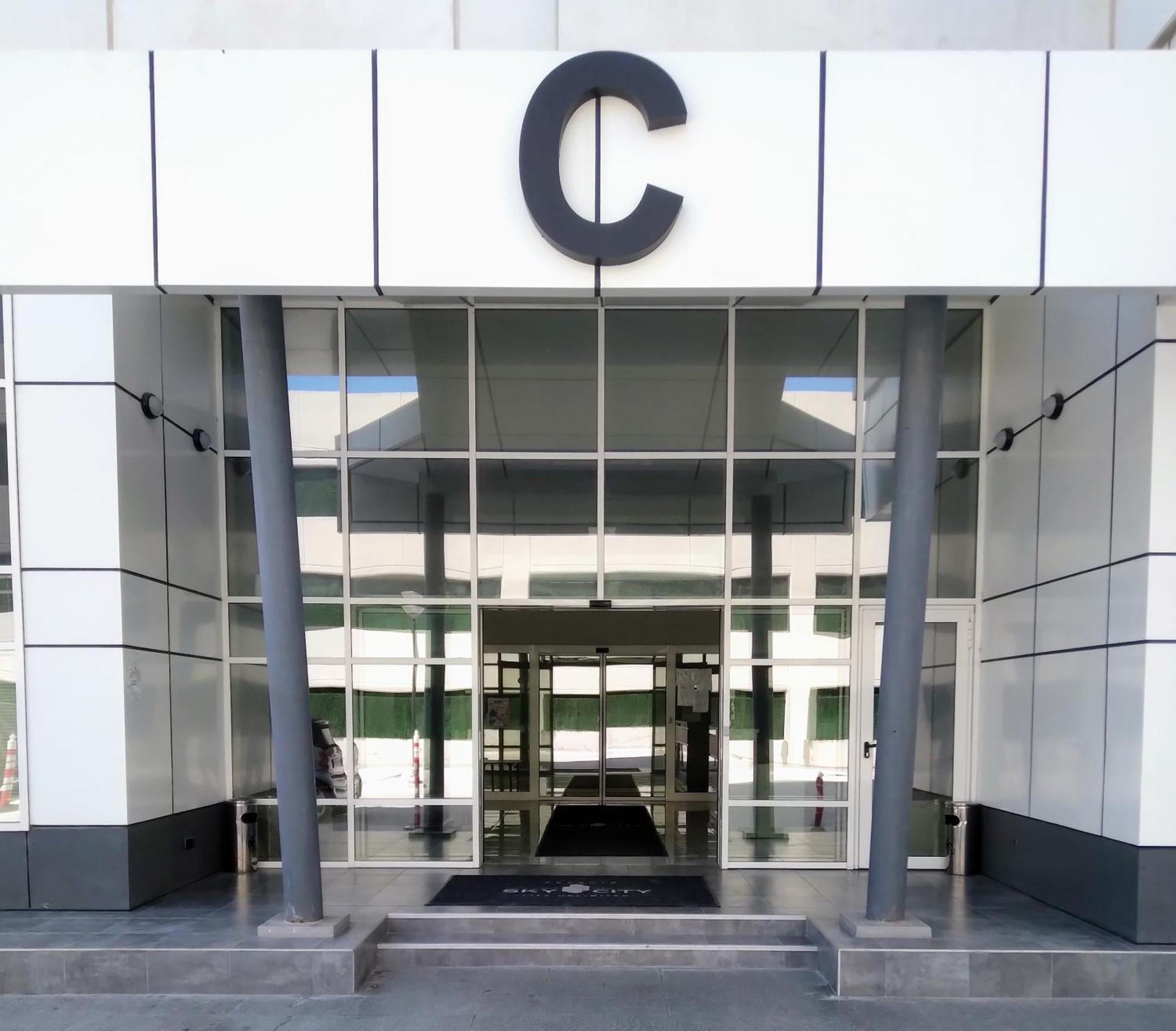 Cevahir Sky City Apartment-Spa & Fitness Center Скопие Екстериор снимка